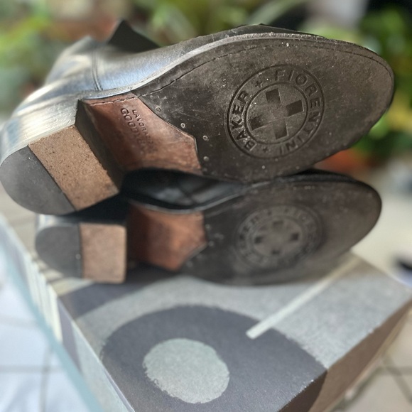 Amazing pair of Rusty Rocker booties by Fiorentini + Baker! Black, size 38/7.5 - Picture 7 of 12